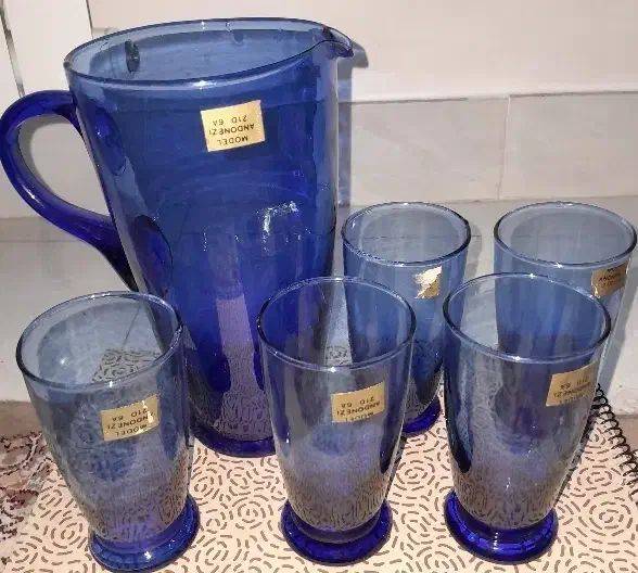 پارچ و لیوان خارجی قدیمی|ظروف سرو و پذیرایی|رشت, بوسار|دیوار