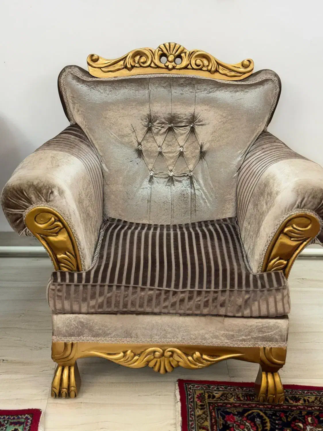 مبل|مبلمان خانگی و میز عسلی|سلماس, |دیوار