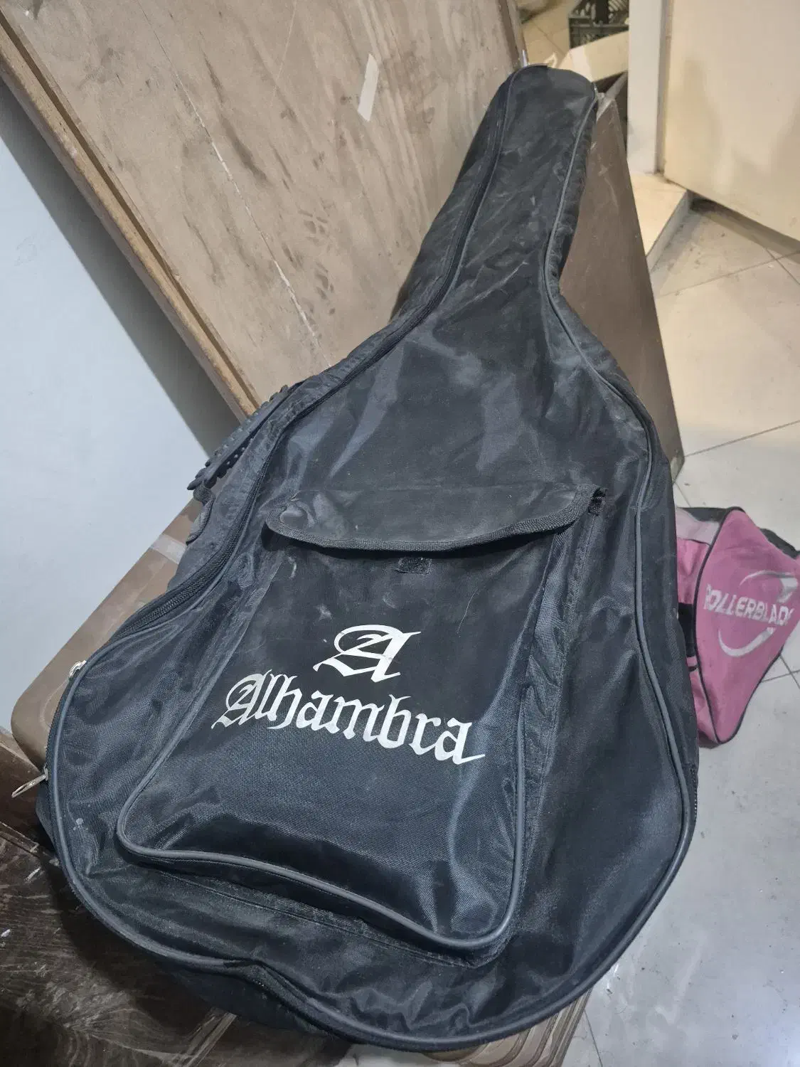 کیف گیتار،آچار کوک گیتار ،مترونوم، زیرپایی گیتار|گیتار، بیس، امپلیفایر|تهران, شهرک آزمایش|دیوار