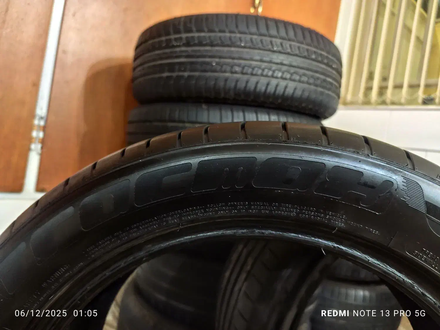 لاستیک در حد|قطعات یدکی و لوازم جانبی|ابرکوه, |دیوار