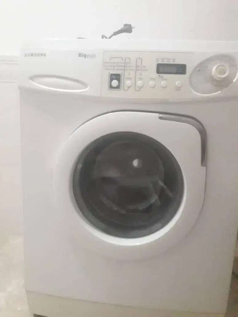 فروش و خریدار یخچال لباسشویی خراب سوخته و فرسوده|یخچال و فریزر|دهگلان, |دیوار