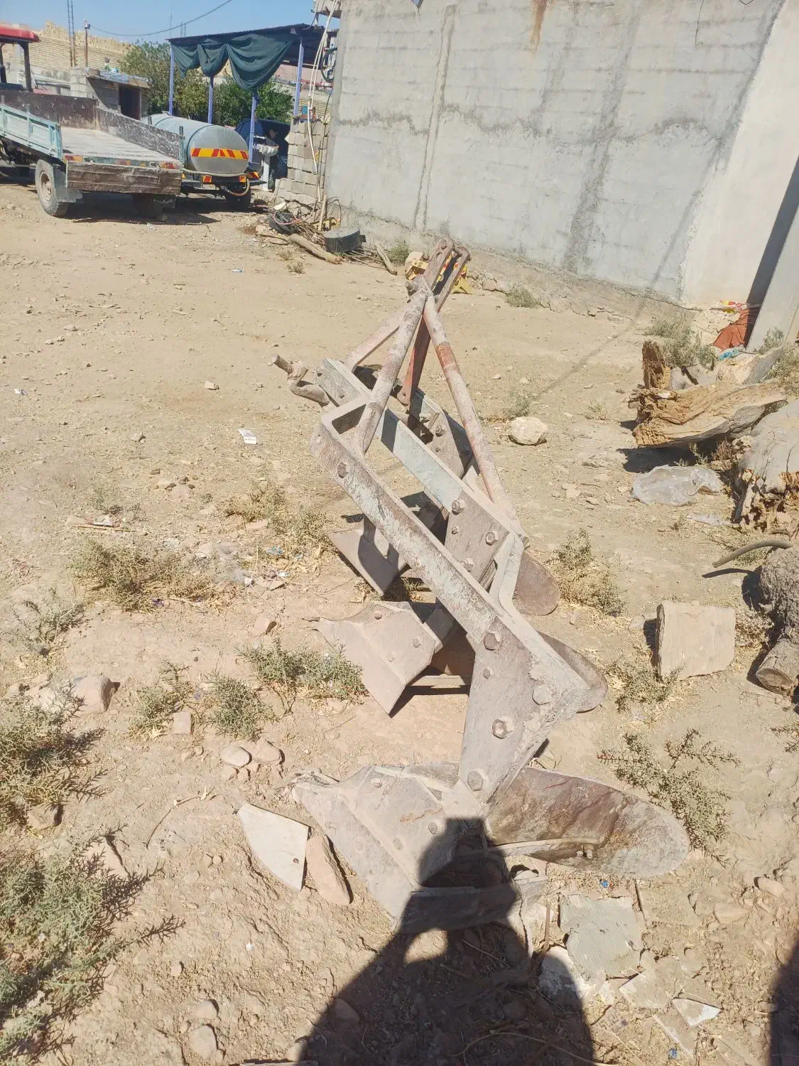 گاو آهن سه خیش|ماشینآلات صنعتی|اندیکا, |دیوار