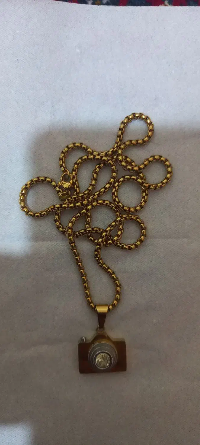 چند عدد زنجیر و پلاک استیل و خاص به شرط رنگ ثابت|بدلیجات|کاشان, باغ ماجد|دیوار