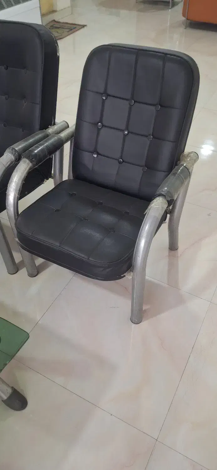 صندلی و میز وسط اداری|مبلمان اداری|خرمآباد, |دیوار