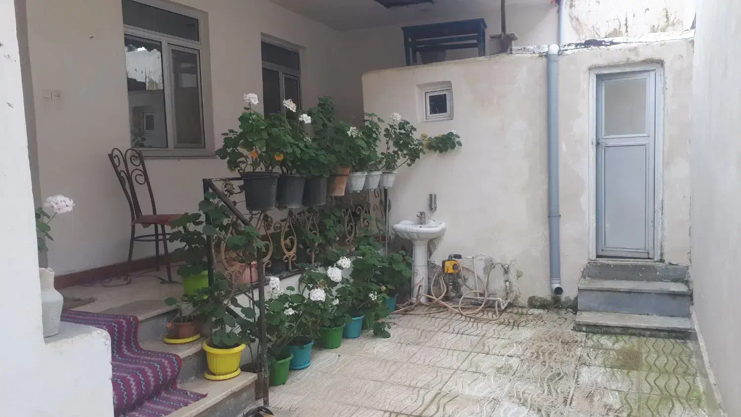 خانه قسطی۱۰۰متر در آستارا|فروش خانه و ویلا|آستارا, |دیوار