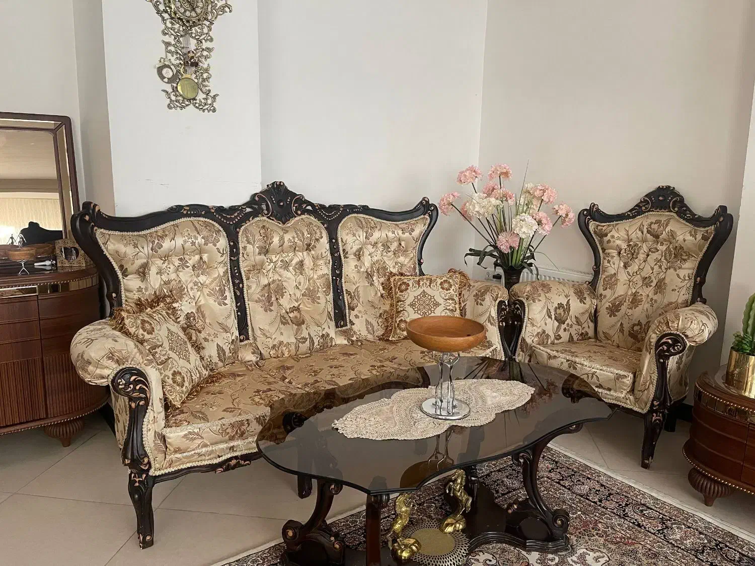 مبل نه نفره|مبلمان خانگی و میز عسلی|مهاباد (آذربایجان غربی), |دیوار