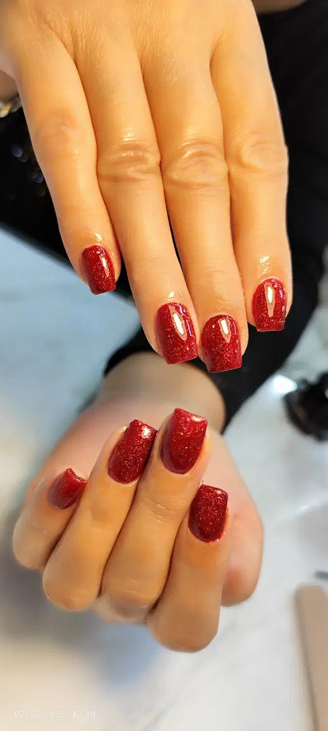 کاشت و ترمیم ناخن(تخفبیف استثنایی)|خدمات آرایشگری و زیبایی|تهران, دریا|دیوار