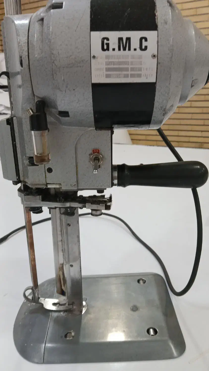 قیچی برقی|لوازم خیاطی و بافتنی|قم, شهرک سازمان آب|دیوار