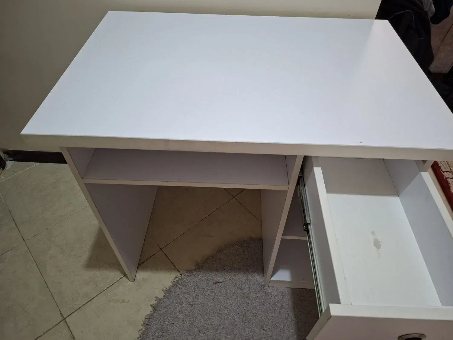 میز|میز تحریر و کامپیوتر|سمنان, |دیوار