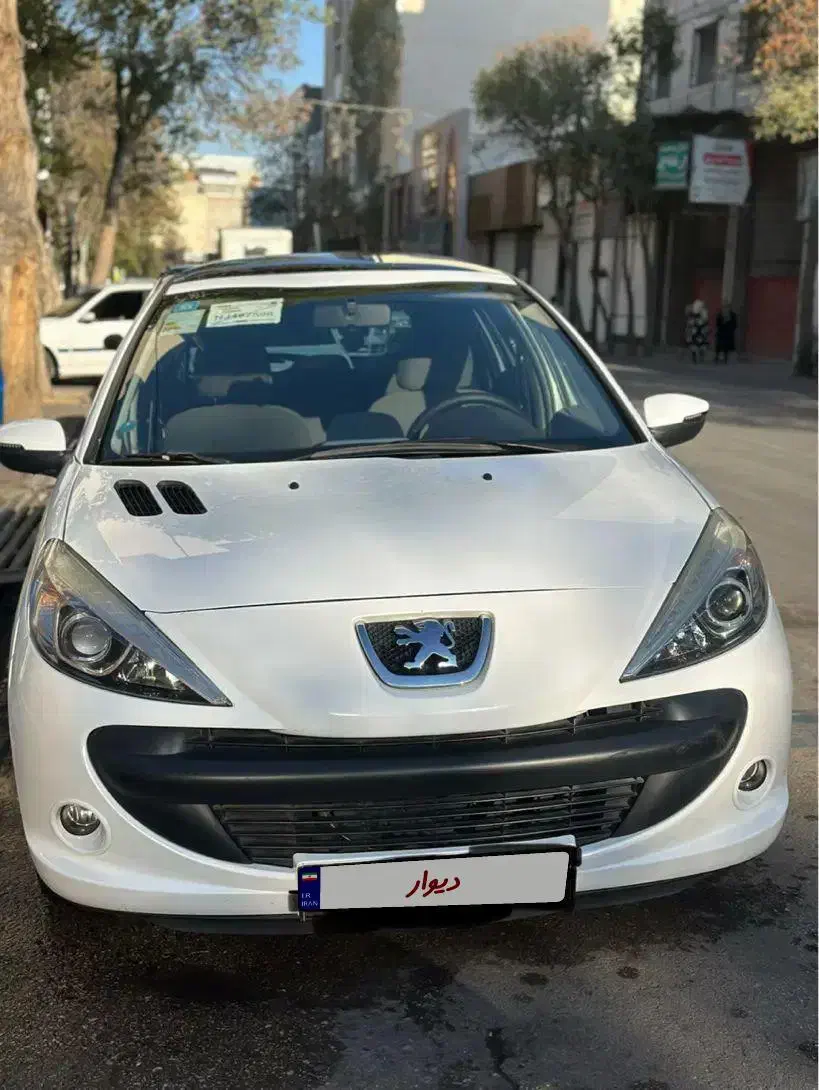 پژو 207 پاناروما ۱۴۰۱ بدون رنگ و لیسه|خودرو سواری و وانت|اردبیل, |دیوار