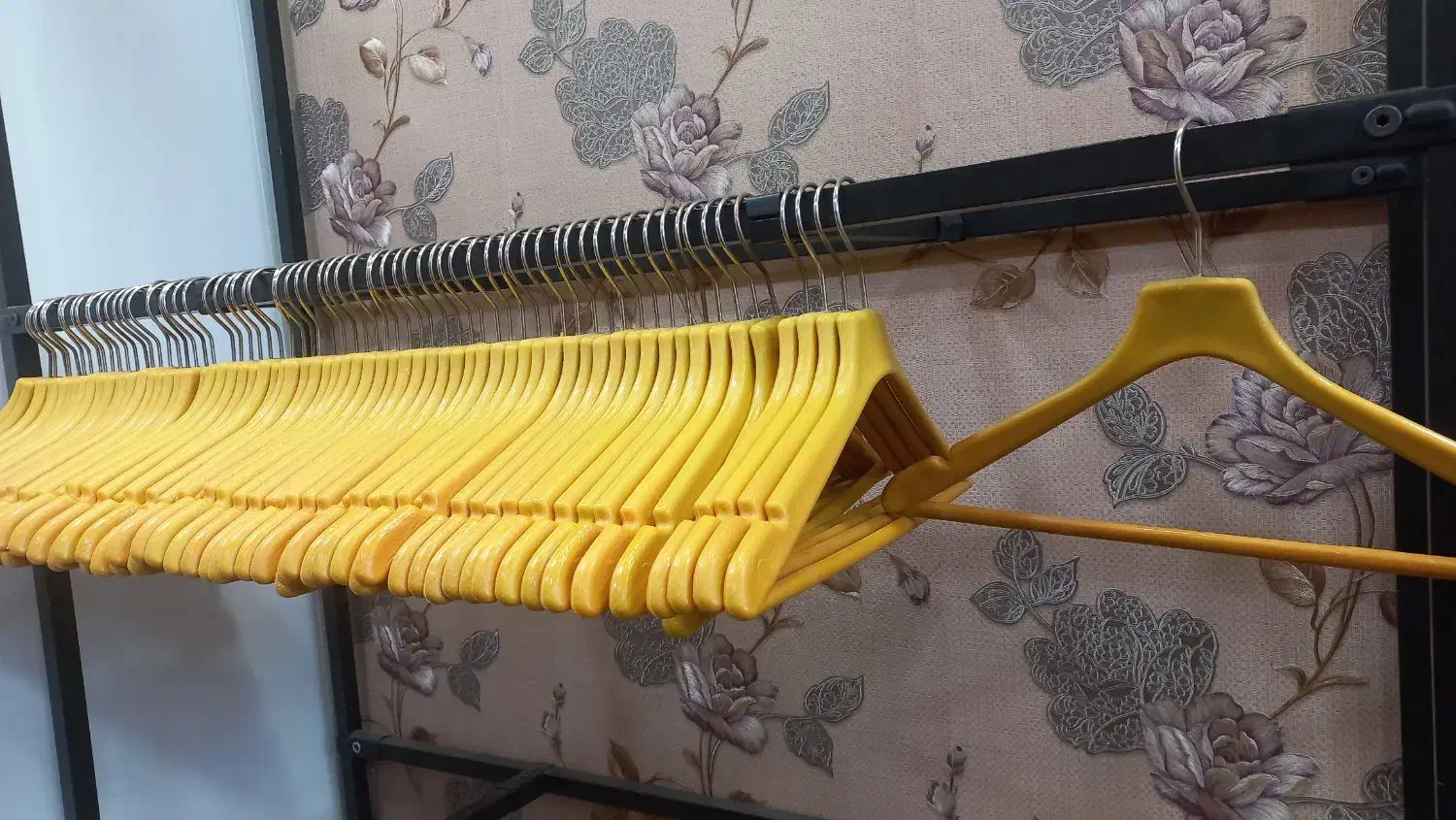 چوب لباسی|حراج|مرند, |دیوار