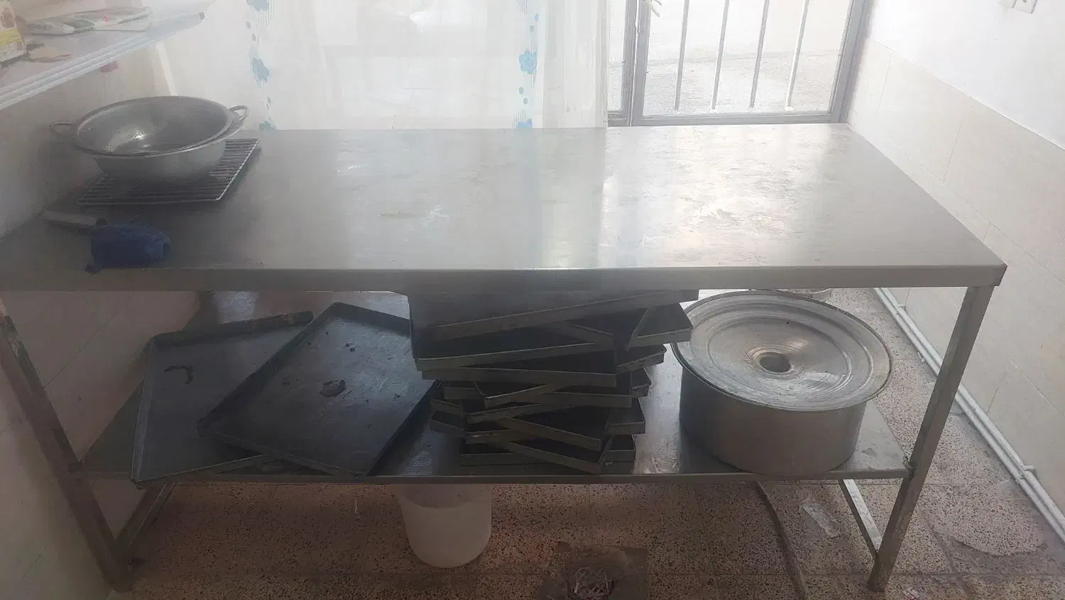 میزکار|میز و صندلی غذاخوری|اردبیل, |دیوار