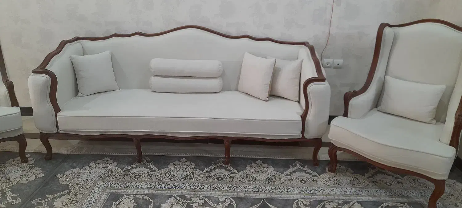 ست پنج نفره فرانسوی|مبلمان خانگی و میز عسلی|بروجرد, |دیوار