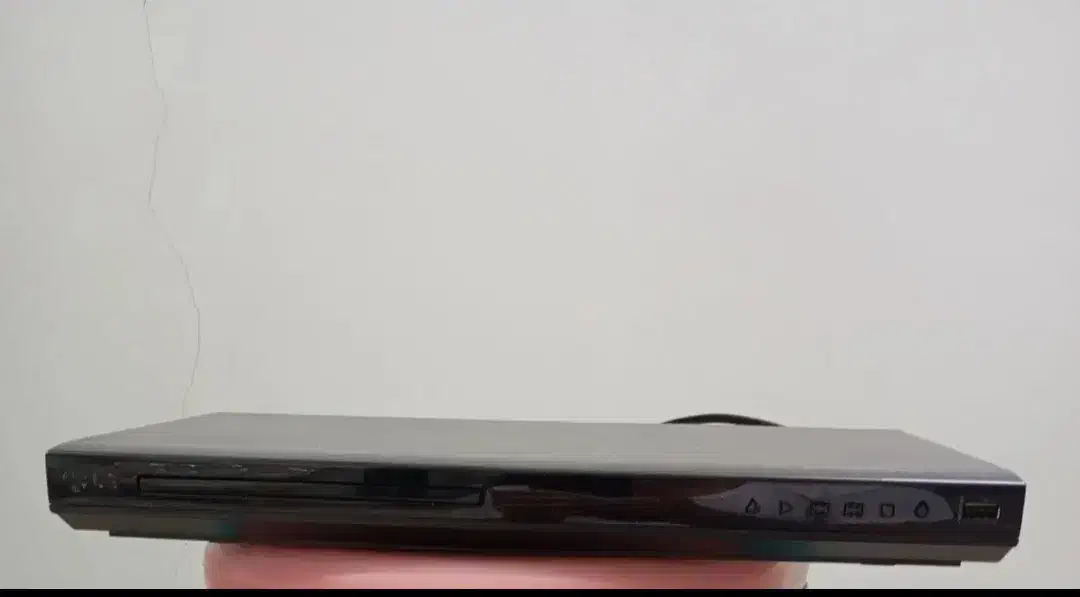 یک دستگاه پخش کننده دی وی دی LG|پخشکننده DVD و ویدیو|خرمآباد, |دیوار