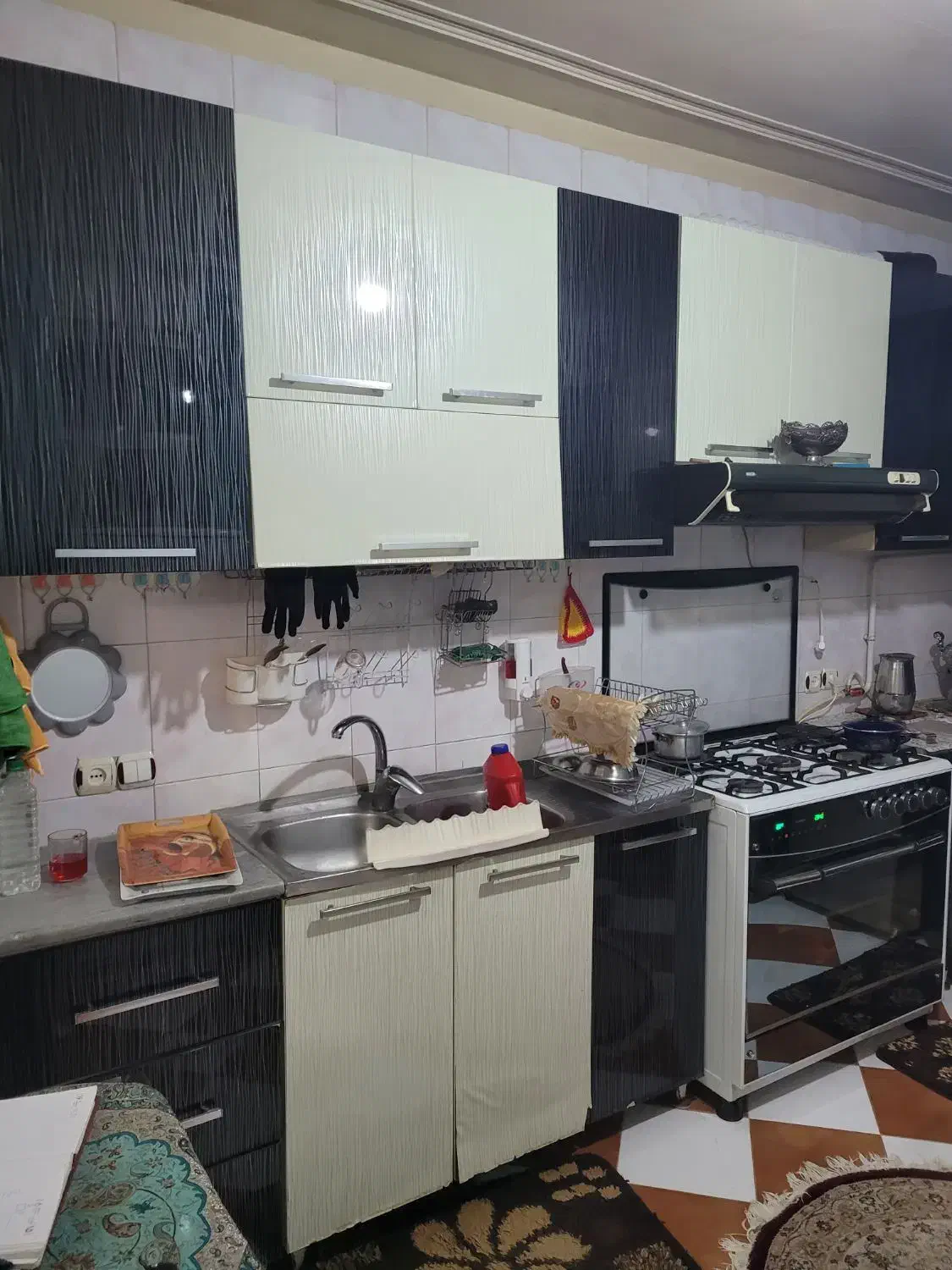 کابینت بدنه فلز درب هایگلاس|مصالح و تجهیزات ساختمان|قزوین, |دیوار