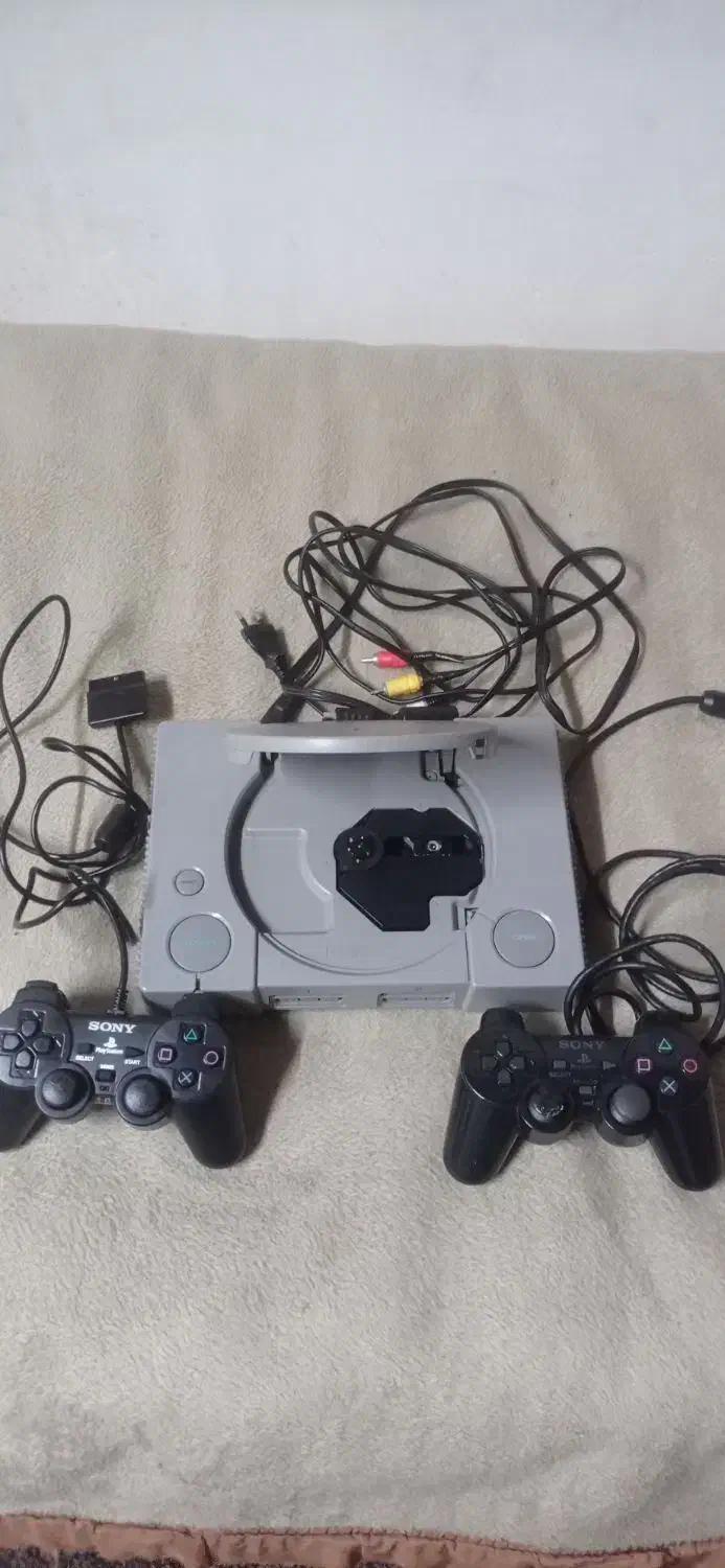 پلی استیشن|کنسول، بازی ویدئویی و آنلاین|سنگر, |دیوار