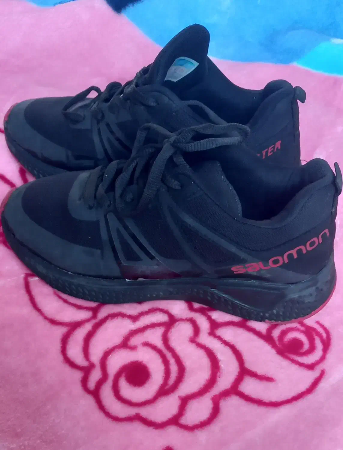 کتونی اسپرت|کیف، کفش، کمربند|میانه, |دیوار