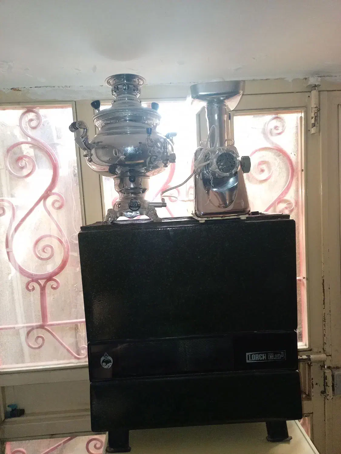 دوعددسماورسالم|سماور، چایساز، قهوهساز|قروه, |دیوار