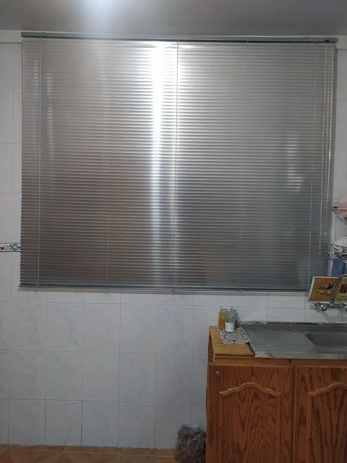 پرده با کتیبه و پرده کرکره ای اشپزخانه|پرده، رانر، رومیزی|کردکوی, |دیوار