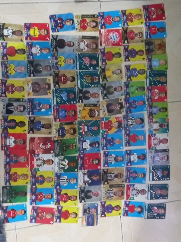 کیمدی فوتبال|اسباب‌‌بازی|کرج, کلاک نو|دیوار