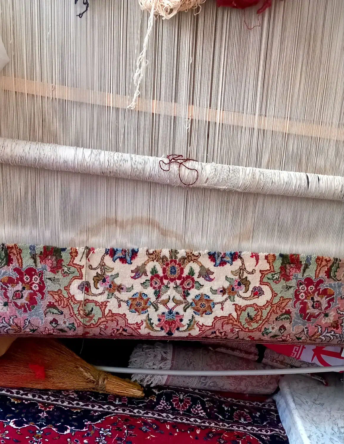 فرش دستبافت سنتی۳متری همراه نخ...|فرش|کرمانشاه, |دیوار