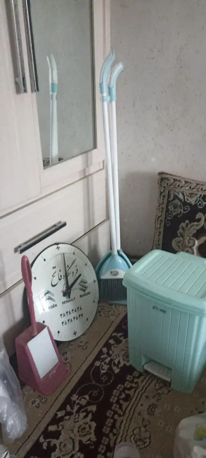 ساعت دیواری|لوازم نظافت|مشهد, کارمندان دوم|دیوار