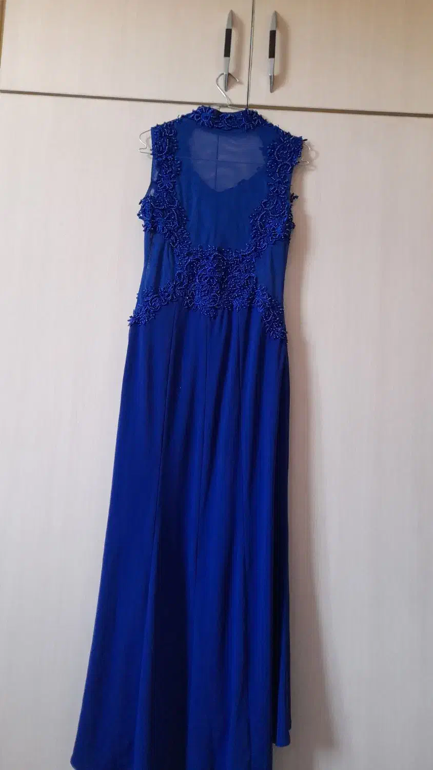 چند عدد لباس مجلسی|لباس|تهران, تختی|دیوار