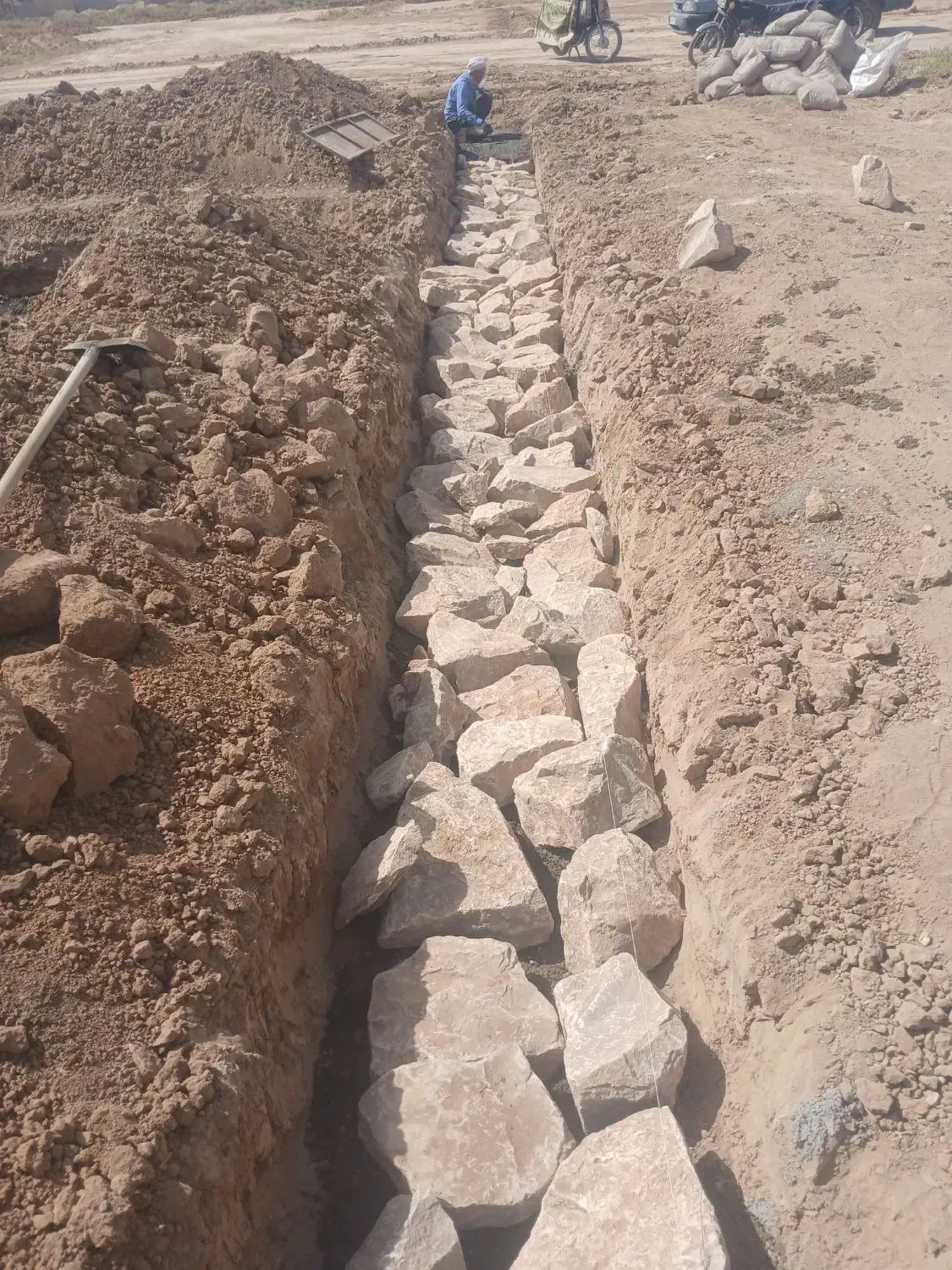 بنا سنگ چینی حفاری پی|خدمات پیشه و مهارت|شوش, |دیوار