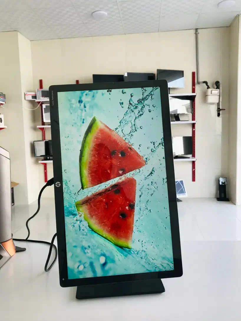 مانیتور 22HP دارای اسپیکر وبکم و میکروفن|قطعات و لوازم جانبی رایانه|محمدشهر, ولدآباد|دیوار