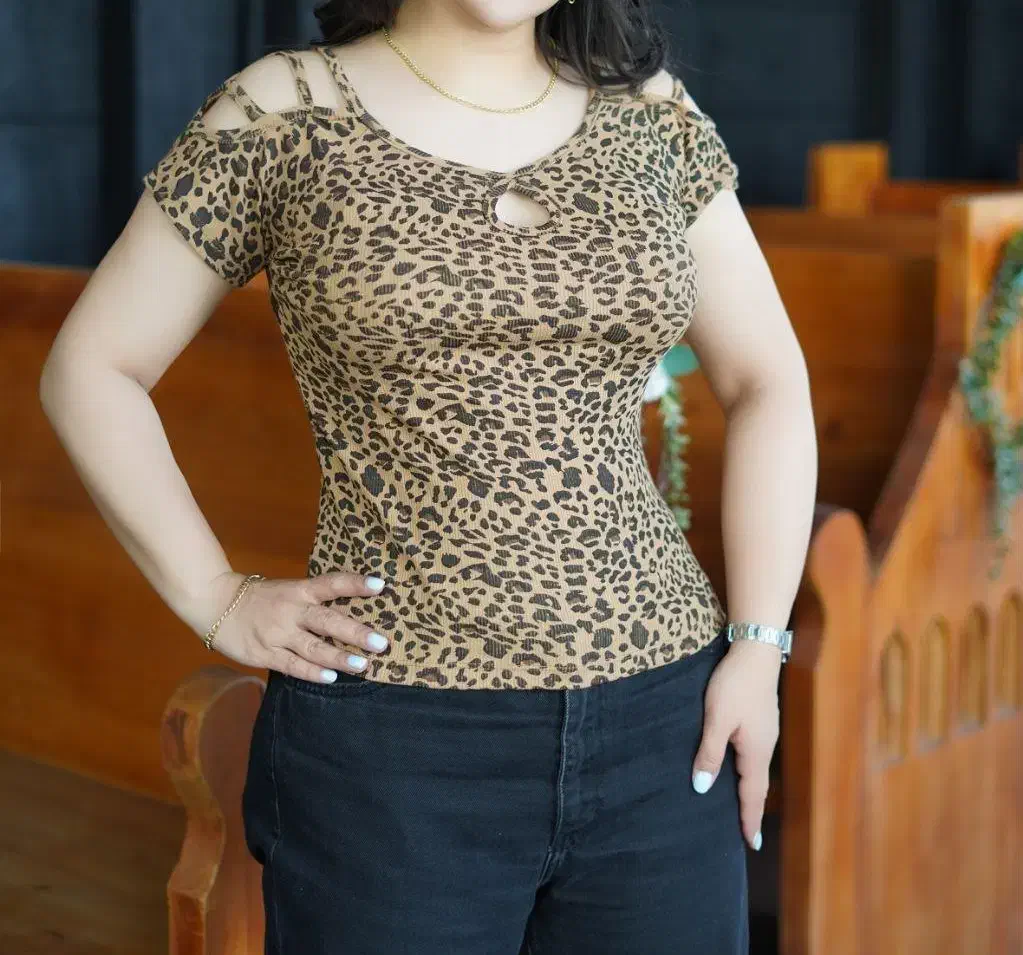 فروش لباس در منزل کراپ.لباس تو کرکی.تاپ.تیشرت.بادی|لباس|نجفآباد, شهدای غربی|دیوار