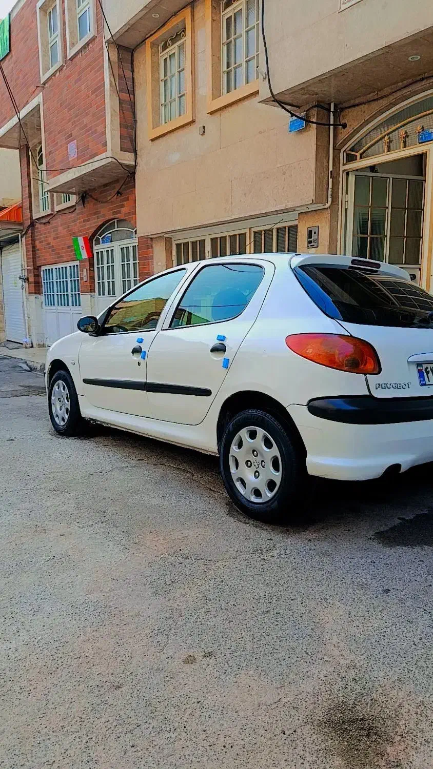 پژو 206|خودرو سواری و وانت|قم, باغ شریفی|دیوار