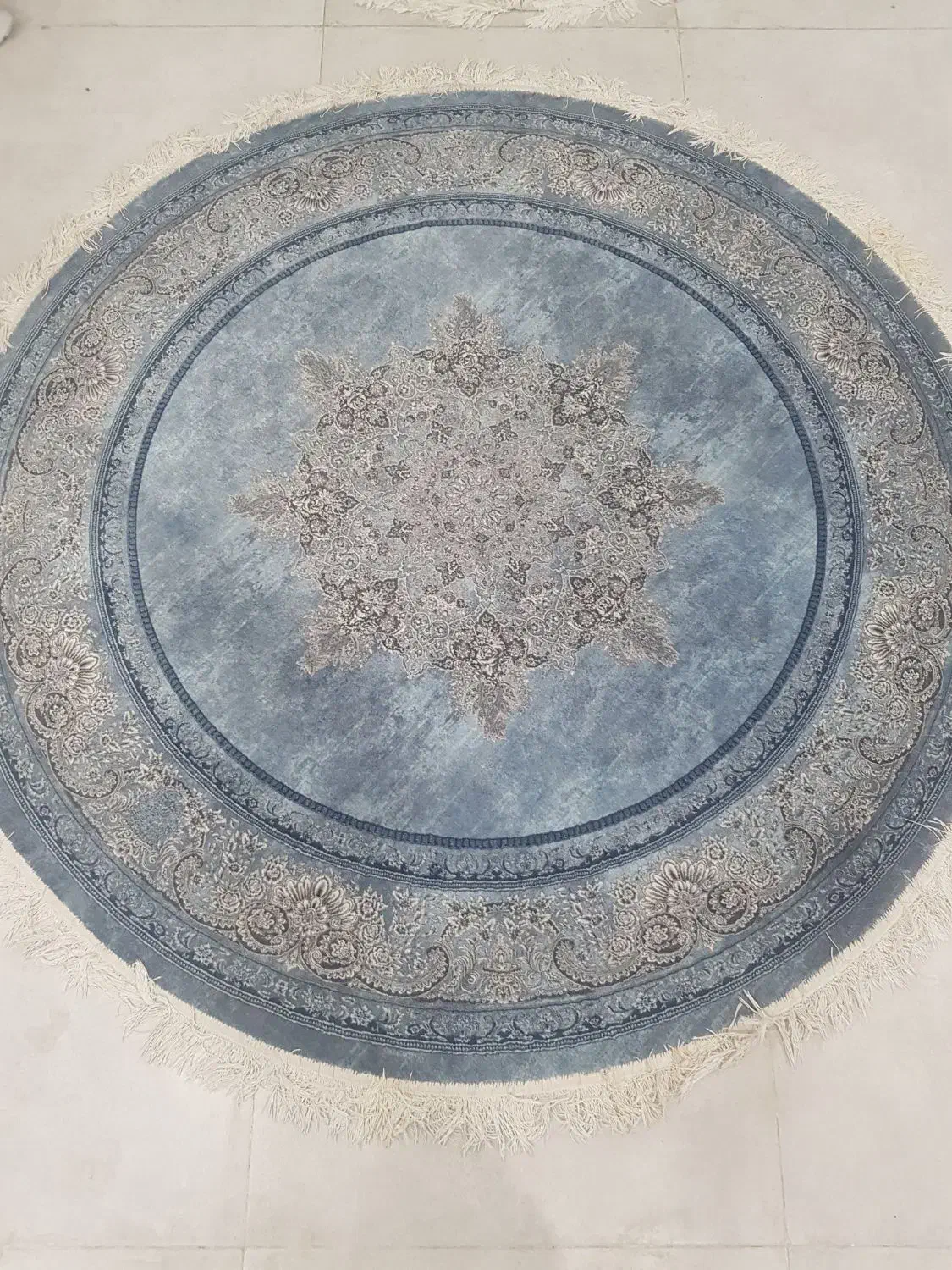 فرش ماشینی دیبا در حد نو|فرش|کیش, |دیوار