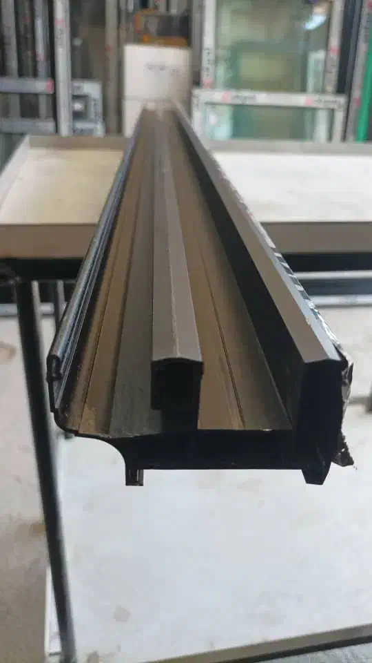 گروه تولید درب و پنجره دوجداره آلومینیومی و upvc|خدمات پیشه و مهارت|ارومیه, |دیوار