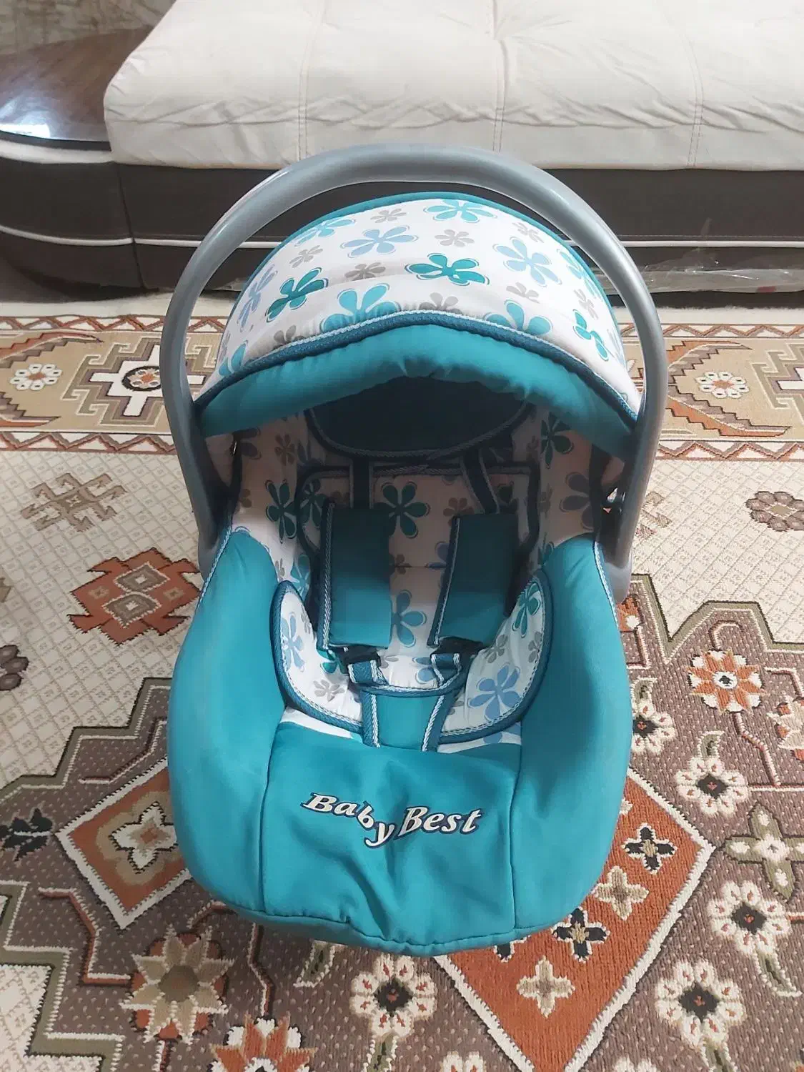 تخت و لوازم نوزاد|تخت و صندلی بچه|تویسرکان, |دیوار