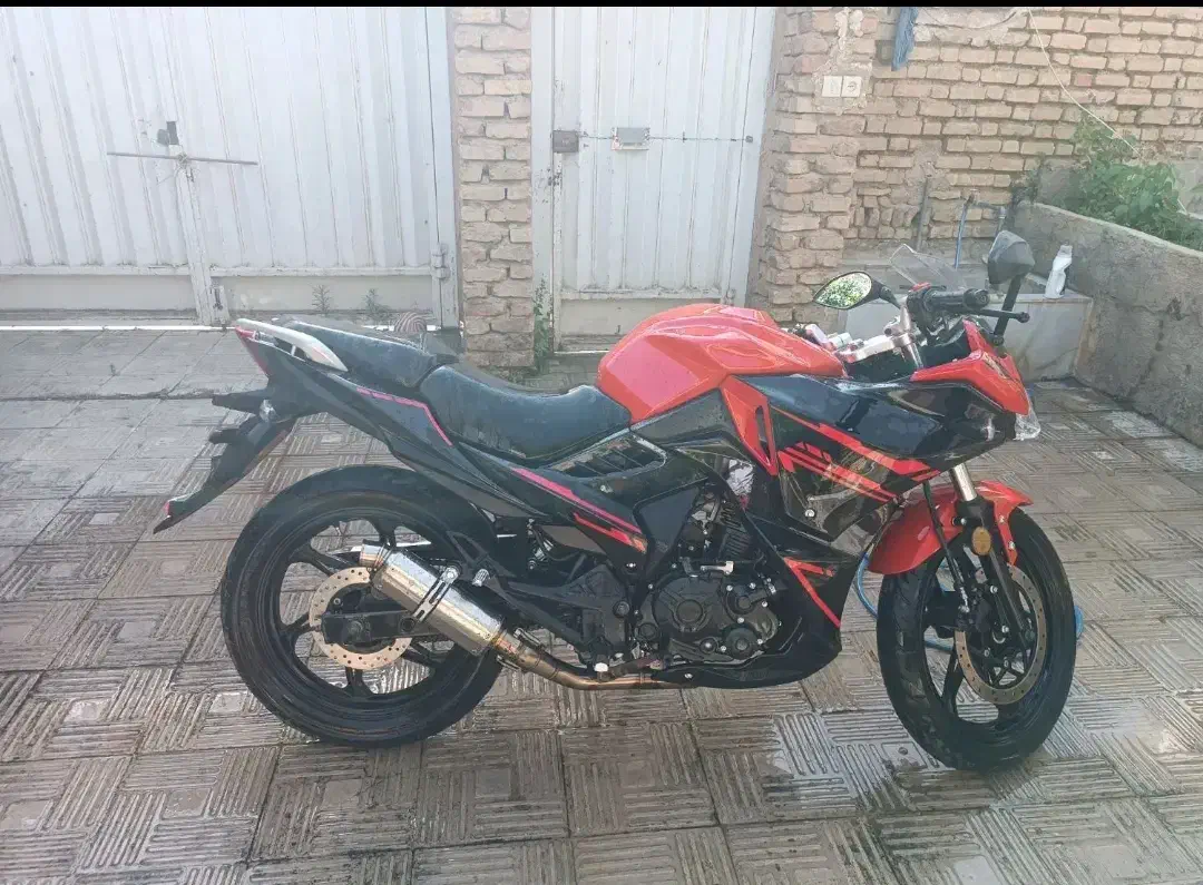 مگلی ۲۰۰|موتورسیکلت|شیراز, آبیاری|دیوار