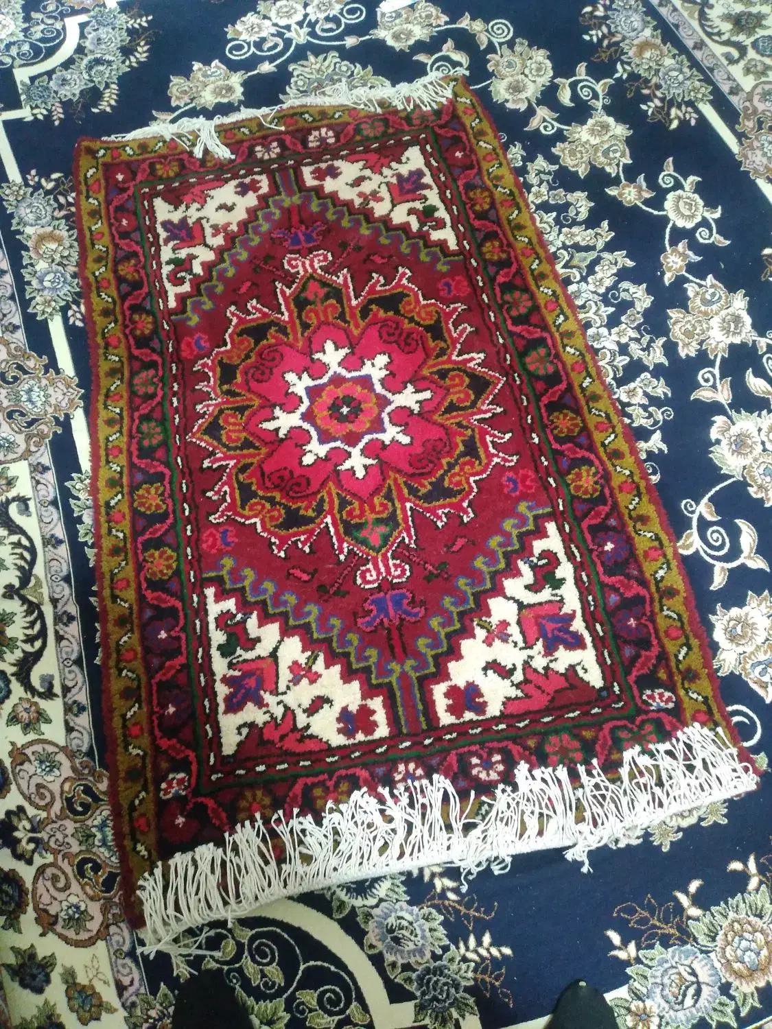 کناره نو|فرش|خاروانا, |دیوار