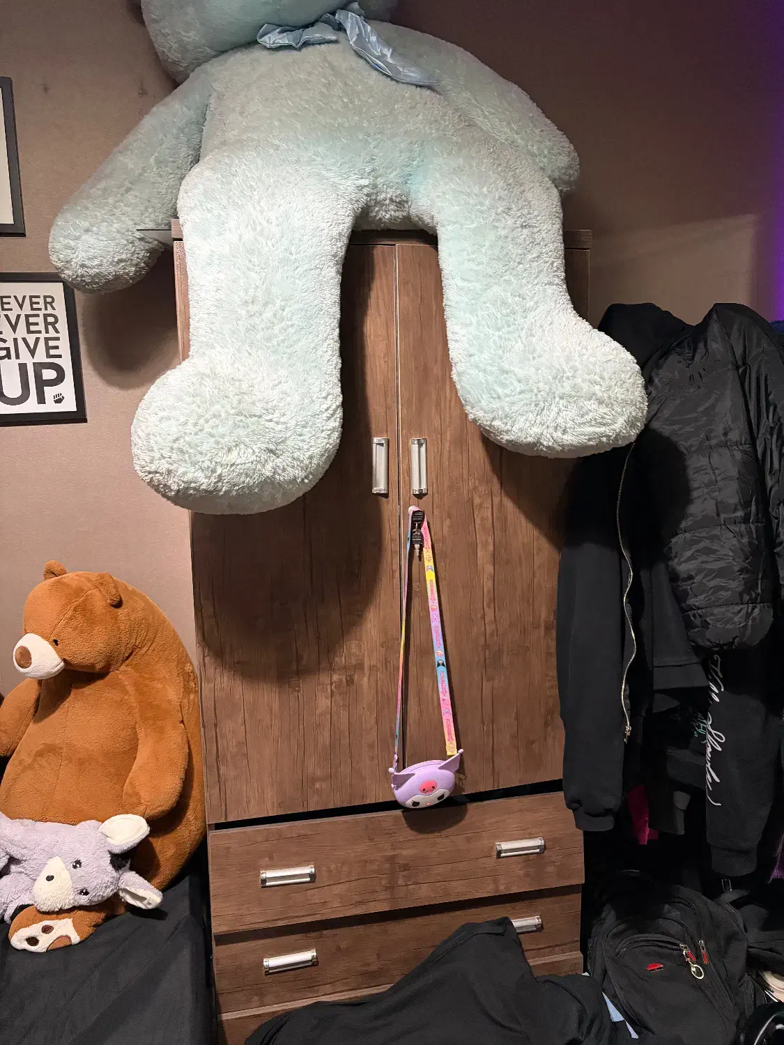 کمد و میز آرایش و پا تختی|تخت و سرویس خواب|تهران, حافظیه|دیوار