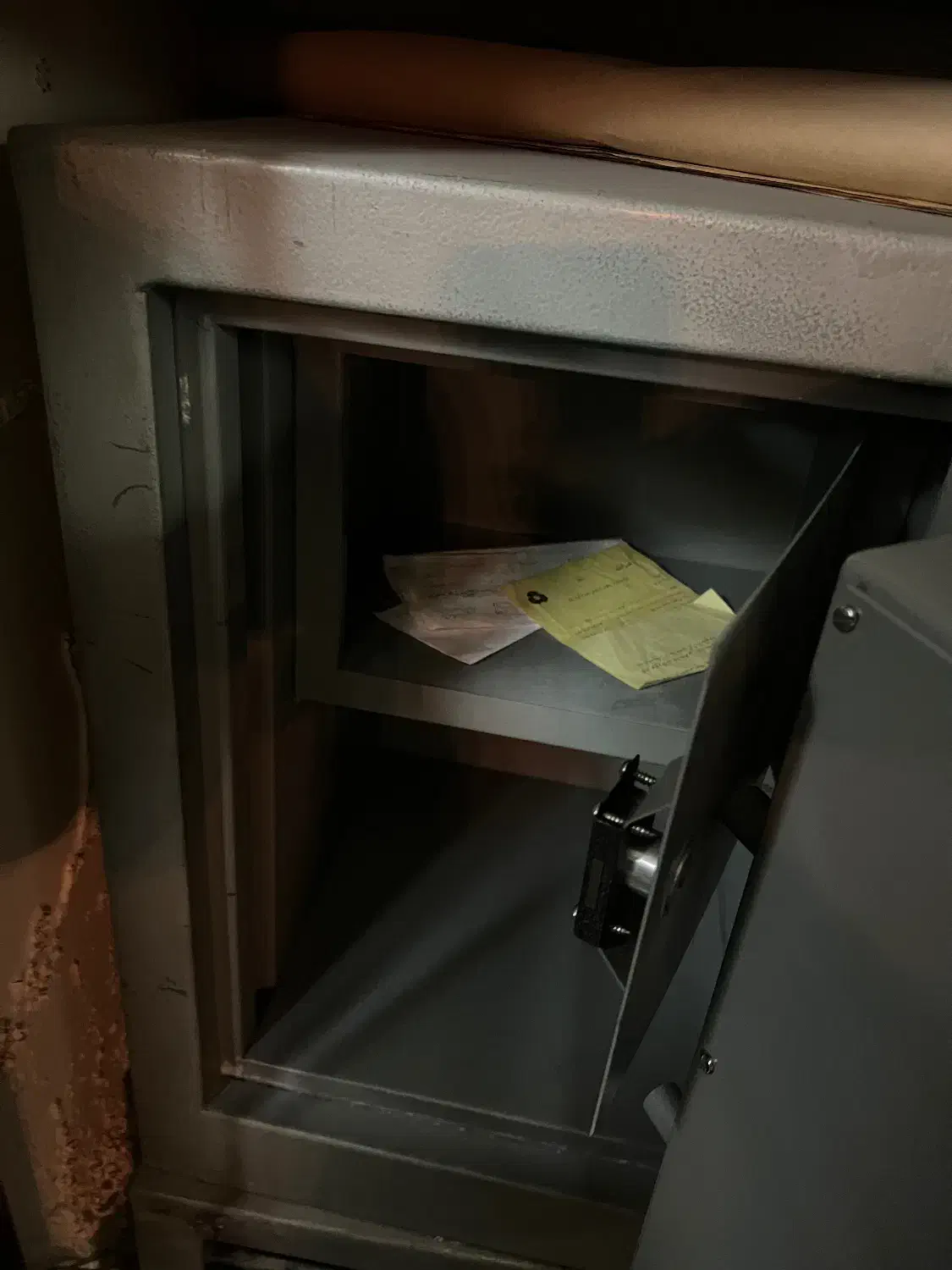 گاو صندوق ۲طبقه|ابزارآلات|تهران, فلسطین (میدان انقلاب)|دیوار