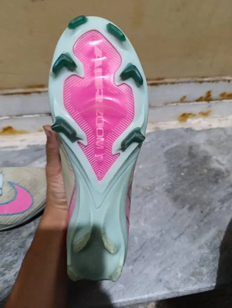 کفش استوک دار|تجهیزات ورزشی|اهواز, آسیاباد|دیوار