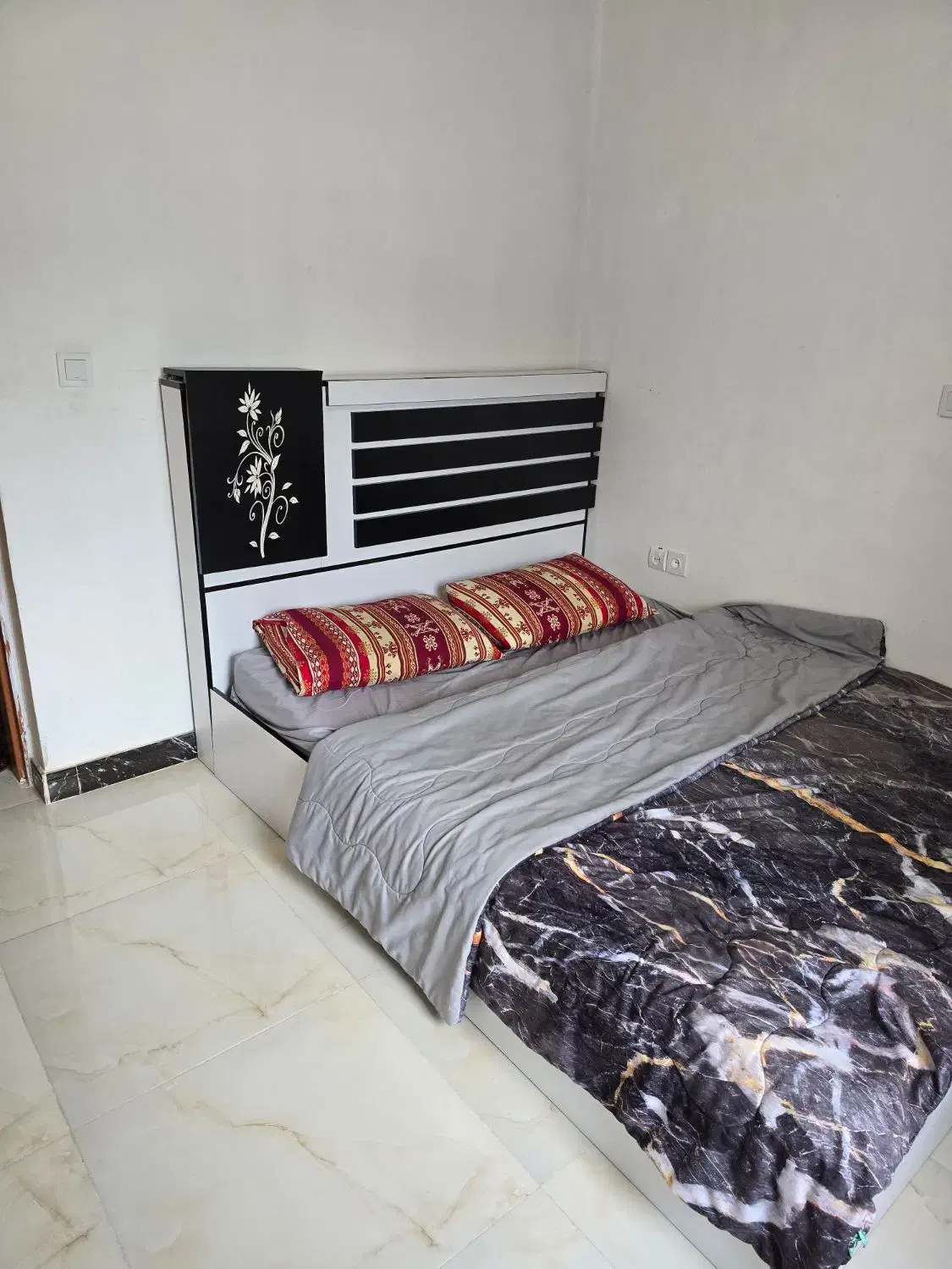 ویلای دوخواب حیاط دربست|اجارهٔ کوتاه‌مدت ویلا و باغ|عباس‌آباد, |دیوار