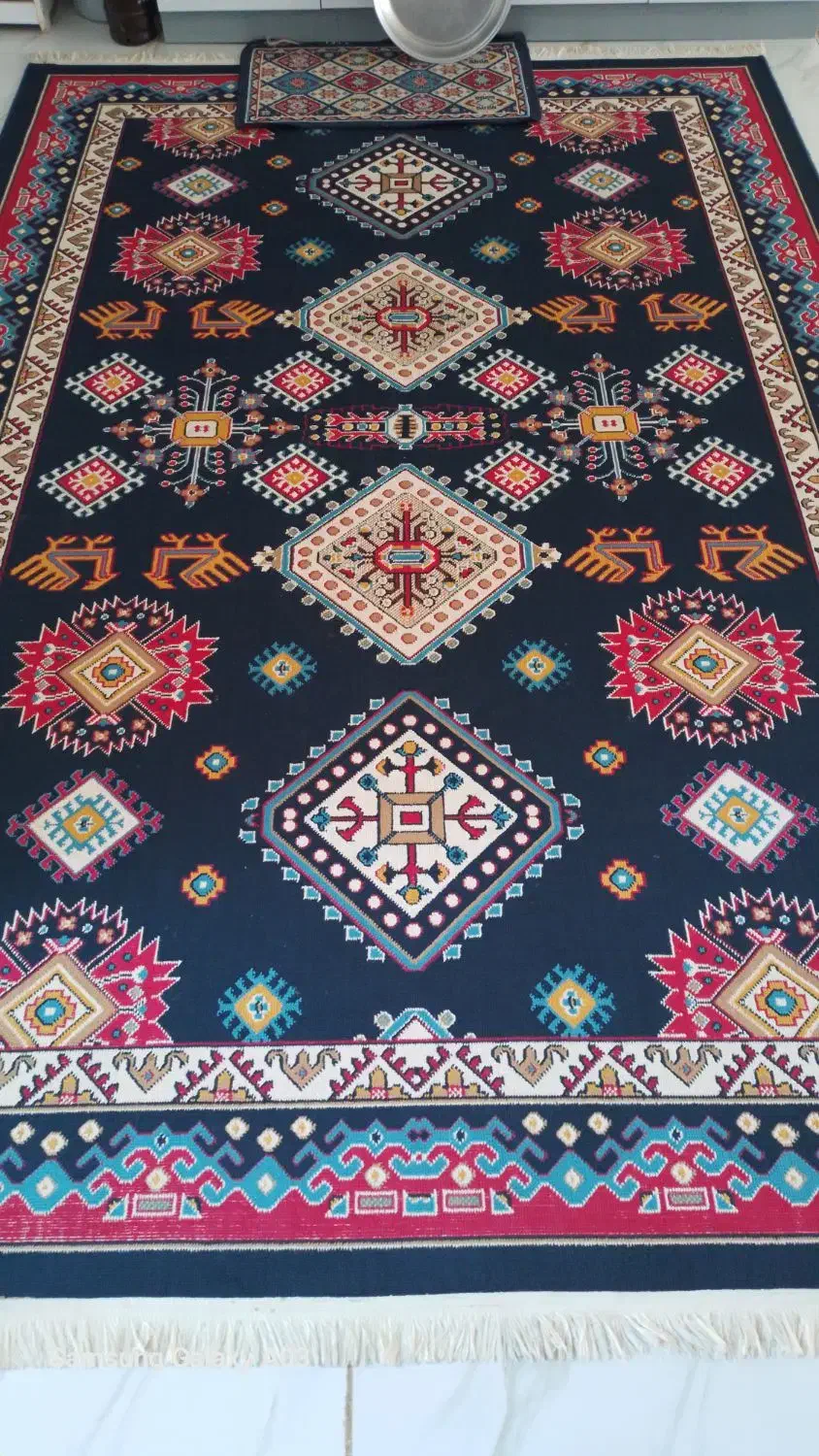 گلیم|گلیم، جاجیم، گبه|طرهان, |دیوار