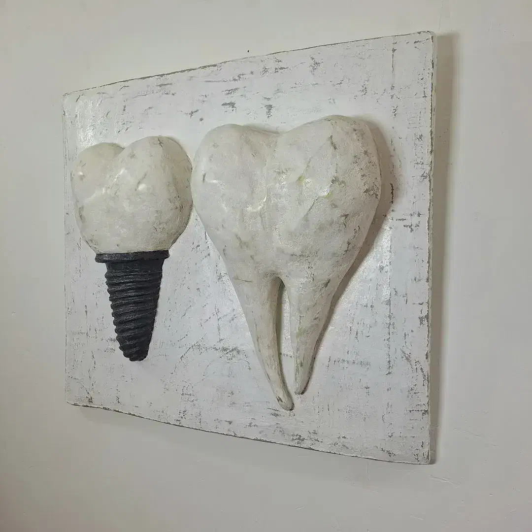 پاپیه ماشه دندان ایمپلنت|مجسمه، تندیس، ماکت|ارومیه, |دیوار