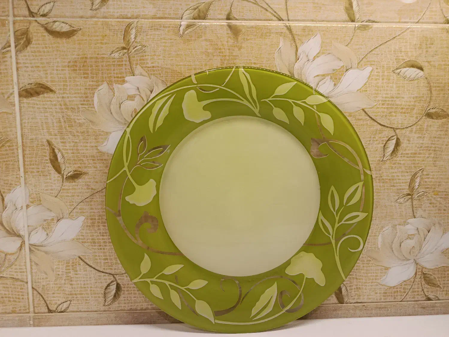 فروش ۱۲ عدد بشقاب|ظروف سرو و پذیرایی|ازنا, |دیوار