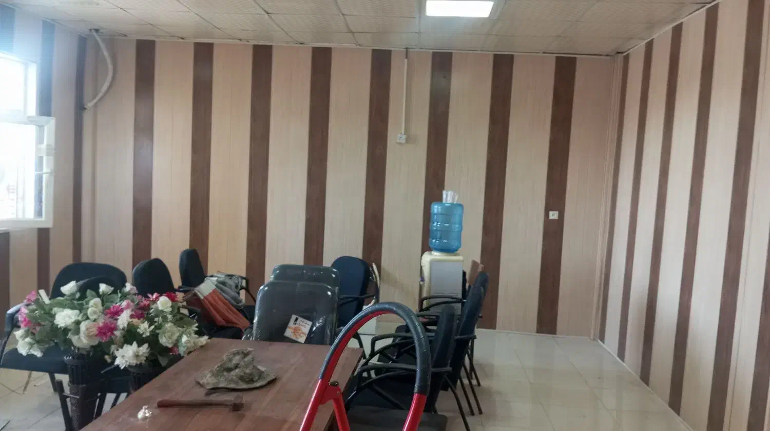 اجرایه خدمات تایل و پیویسی و دیوار پوش|خدمات پیشه و مهارت|دوگنبدان, |دیوار