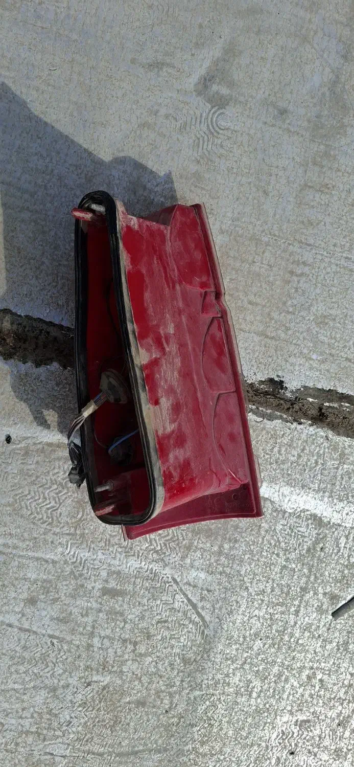 چراغ عقب و جلو آریسان|قطعات یدکی و لوازم جانبی|فولادشهر, مسکن مهر فولادشهر|دیوار