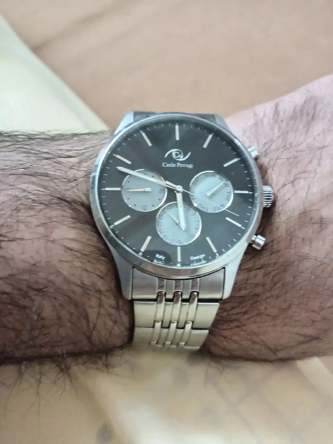 ساعت سه موتور فعال|ساعت|نجف‌آباد, منتظری شمالی|دیوار