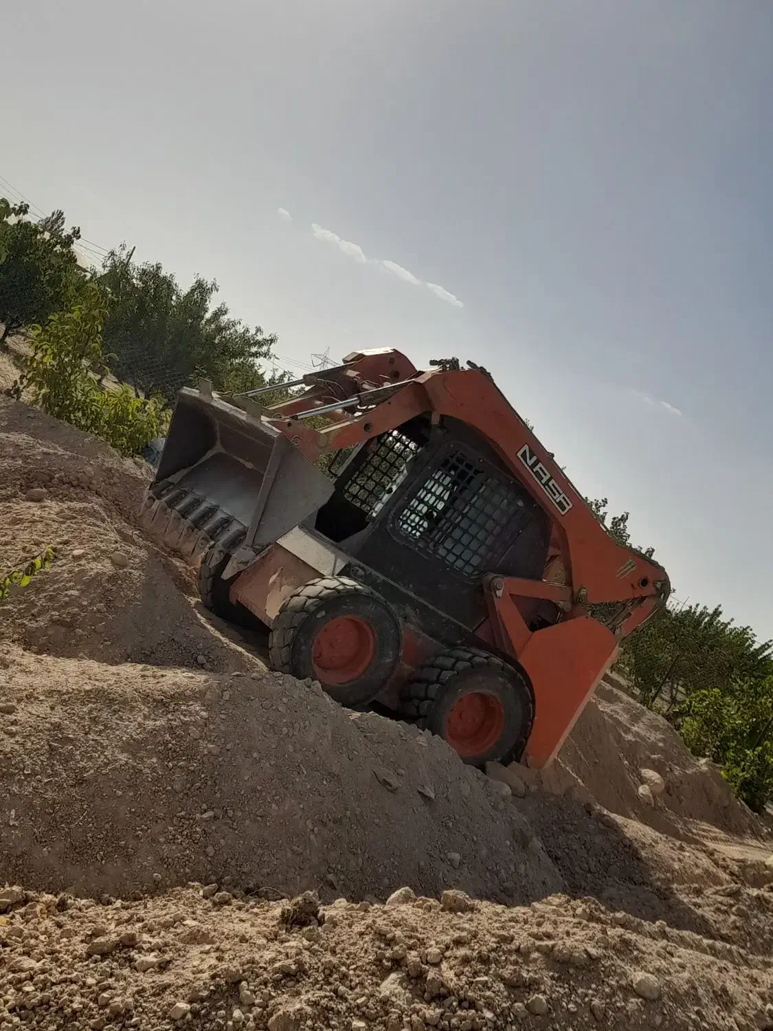 بابکت مدل ۲۰۱۲ دوسان|خودرو سنگین|زنجان, |دیوار