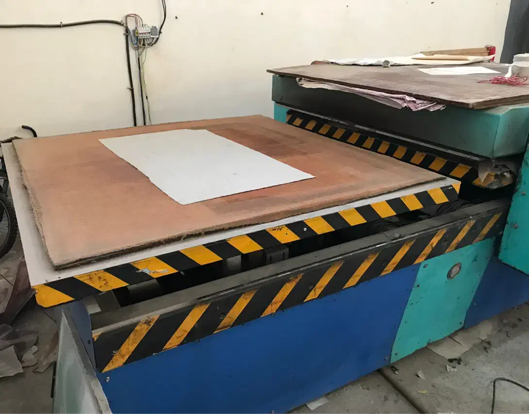 پرس حرارتی|ماشینآلات صنعتی|پردیس, سیاه سنگ|دیوار