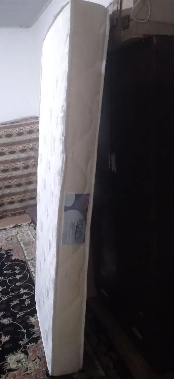 تشک رو تختی|تشک تختخواب|لولمان, |دیوار