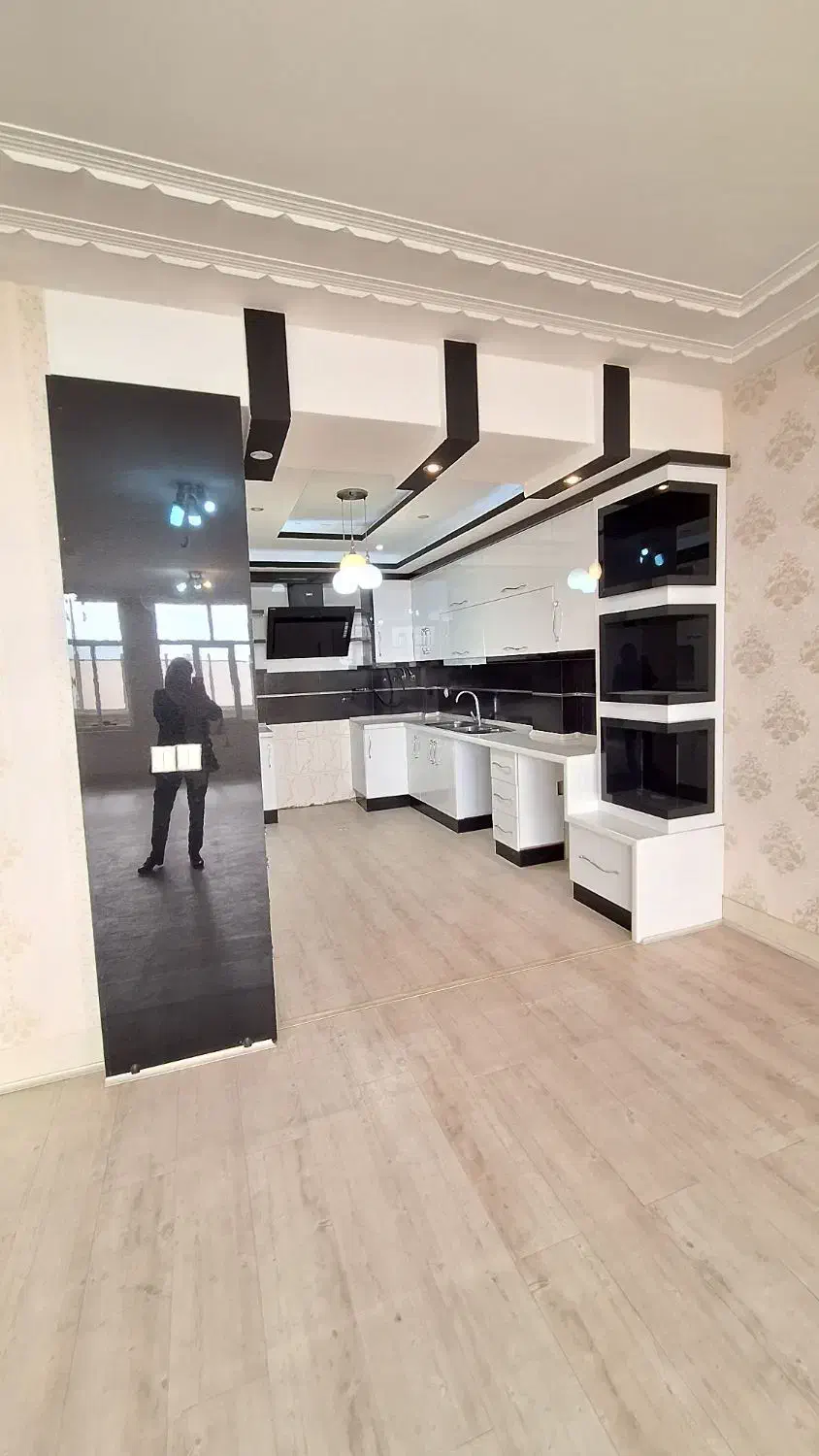 آپارتمان تک واحدی، 108متری دو خواب/ فروش شرایطی|فروش آپارتمان|خمینیشهر, |دیوار